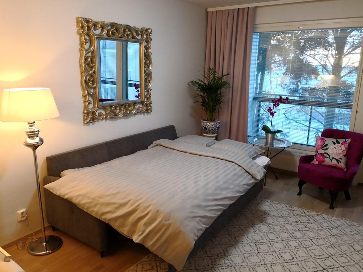 Charming Pine View Apartment Вантаа Екстериор снимка