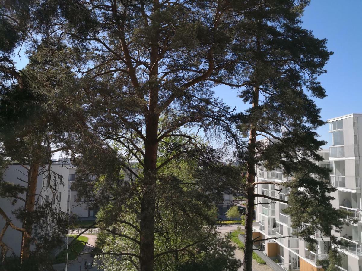 Charming Pine View Apartment Вантаа Екстериор снимка
