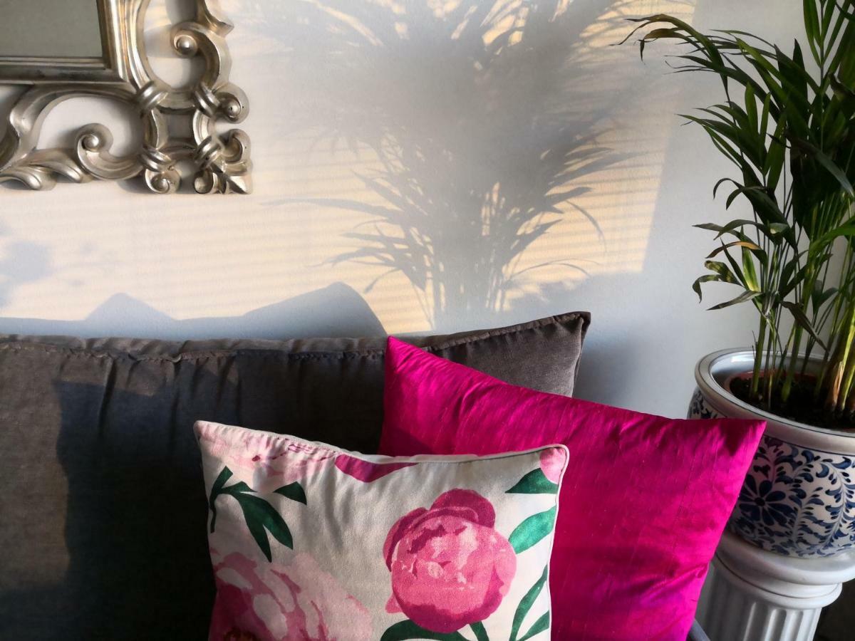 Charming Pine View Apartment Вантаа Екстериор снимка