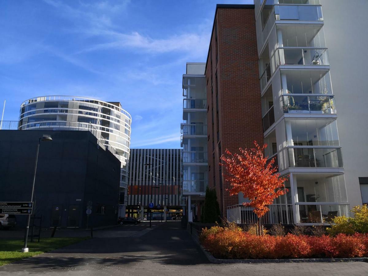 Charming Pine View Apartment Вантаа Екстериор снимка